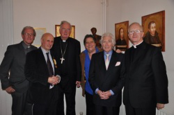 Cardinal with Chaplins Fr Pat Maloney, Fr Chris Vipers, actors Frank Finlay, Richard O' Callaghan (chairman), Michael Slater