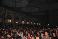 Prayer vigil at Redemptorist Monastery,  Ho Chi Minh City.  Picture: VietCatholic