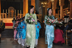 Vietnamese Procession of Thanksgiving Pic: Marcin Mazur