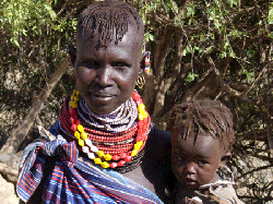Mother & child - Lake Turkana. Photo: New Ways