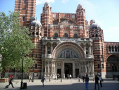 Westminster Cathedral & Piazza  - pic ICN