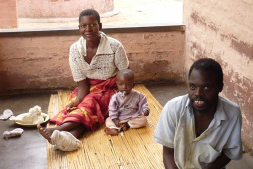 Family in Mutemwa - image ICN