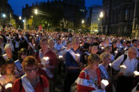 Candlit vigil in Albert Square