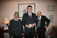 l-r:   Imam Raza, Anthony Bailey with   Sir Sigmund Sternberg
