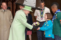 Two Scouts meet Queen