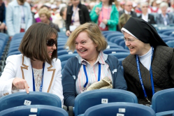 pilgrims at opening Mass