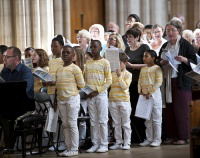 Dockhead Choir lead singing