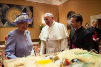 Queen Elizabeth with Pope Francis