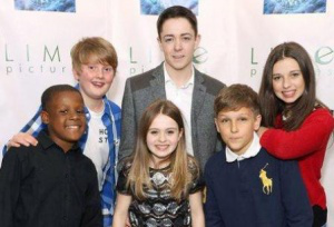 William (2nd left) with actors Jordan Benjamin, Keith Rice, Sydney Wade, Joseph Gallucci, Helen Smith