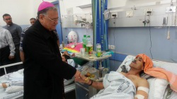 Patriarch Twal visits victims from Gaza at St Joseph’s Catholic Hospital, Jerusalem 