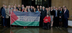 MPs show their support for Palestine