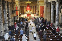 Entry procession Birmingham Oratory