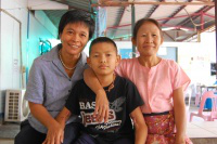 Kanchana with Nay Lin and his Mum