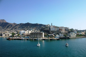 Aden from sea - Wiki image