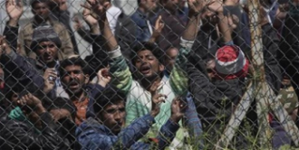Desperate refugees in Lesbos