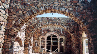 Gutted remains of Deir Mar Elian convent near Al Qaryatayn rebuilt with ACN support 