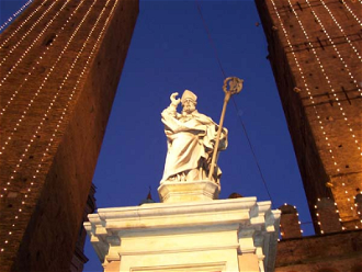 St Petronius, Bologna