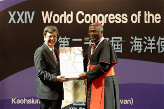 Vice President of  Republic of China (Taiwan), HE Chen Chien-jen with Cardinal Peter Turkson
