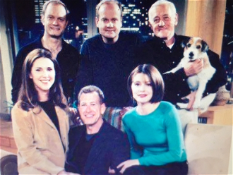 John Mahoney (top right)  with cast of Frasier