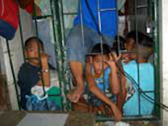 Children in Filipino jail