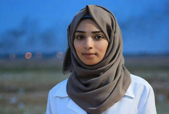 Razan al-Najjar, 21,  paramedic shot dead by IDF while assisting an injured civilian in Gaza