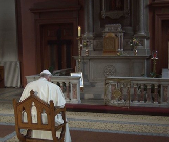 Pope prays in St Mary's Pro Cathedral at perpetual candle lit for abuse victims