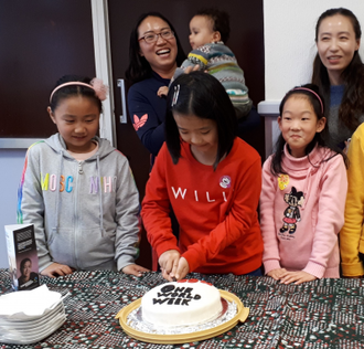 Cutting the cake