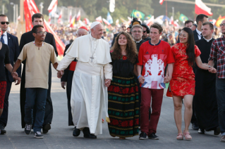 Young people with Pope Francis during the Youth Synod