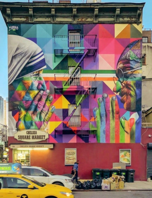Mother Theresa and Mahatma Gandhi by Edouardo Kobra (born 1975), Paint and spray paint August 2018 © Kobra, all rights reserved by the artist