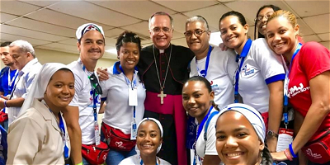 Bishop Silvio with the Sisters in Mallorca