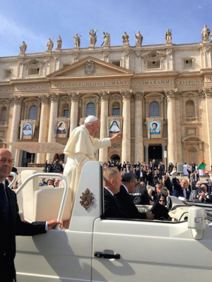 Pope blesses Paul Gilbert (waving his Zucchetto) & grandmother Henrietta