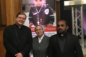 l-r: ACN Chaplain, Fr Dominic Robinson SJ, Sr Annie, Fr Nishantha