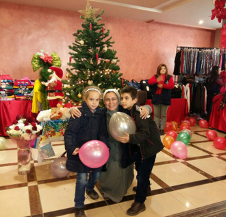 Sr Annie with children image: ACN