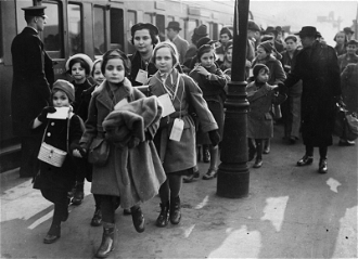 The UK rescued 10,000 Jewish children in the 1938 Kindertransport. Just 480 children have come to the UK in the past four years under a scheme which is now closed.