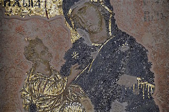 Naos Mary and child detail - Wiki image
