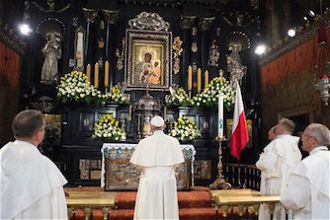 Pope Francis prays in Czestochowa,  2016