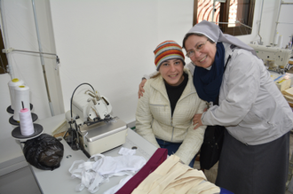 Sister Annie Demerjian with tailor Takla al Safadi in Maaloula workshop © Aid to the Church in Need
