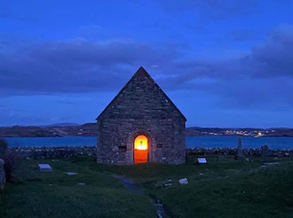 Iona · 118 candles lit in the Oran Chapel