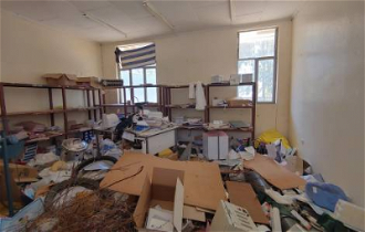 Hospital looted and wrecked - image MSF