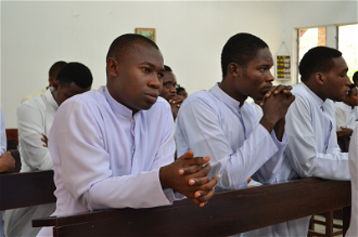 Seminarians at prayer in Nigeria Image © ACN