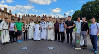 Dominicans Jubilee Pilgrimage taking a break at Hampton Court. Image Amanda C Dickie