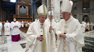Pope Francis with Cardinal Vincent at CCEE Mass