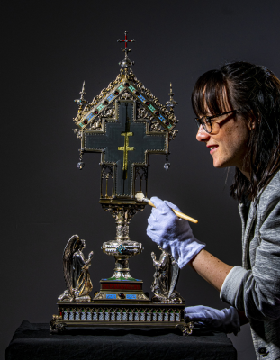 Dr Thomas with True Cross relic