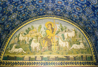 Mosaic of The Good Shepherd, Mausoleo di Galla Placidia, Ravenna, Italy © Alamy / Christian Art