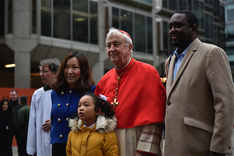Cardinal with group at 2022 Rite of Election in Westminster Cathedral. Image MMazur CBCEW