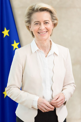 Ursula von der Leyen EC President - official portrait