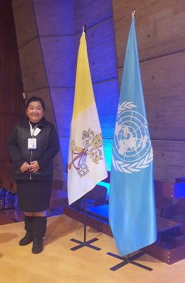 Apinya Tajit addresses UNESCO