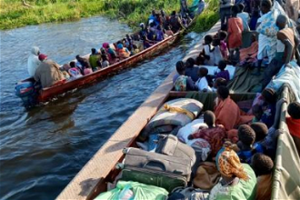 Caritas boat rescues fleeing refugees