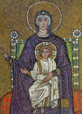 Theotokos, Basilica St'Apollinare Nuovo, Ravenna. Wiki image.