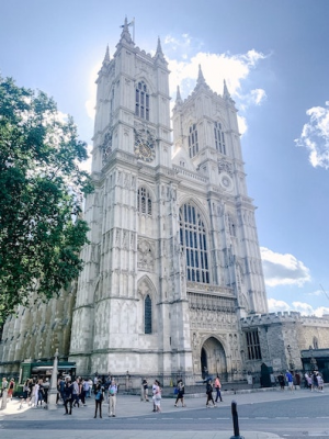 Westminster Abbey. Photo by Alissa Bankowski on Unsplash